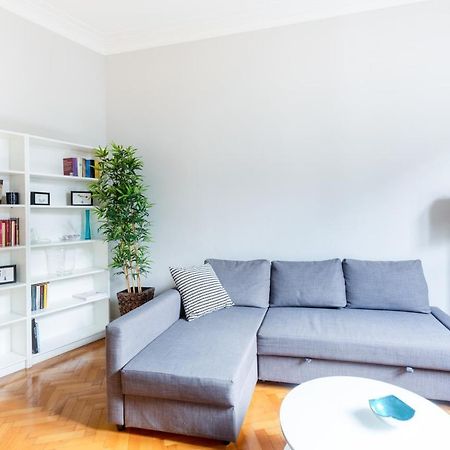 Spacious And Brilliant Apartment In Duomo By Easylife Milano Ngoại thất bức ảnh