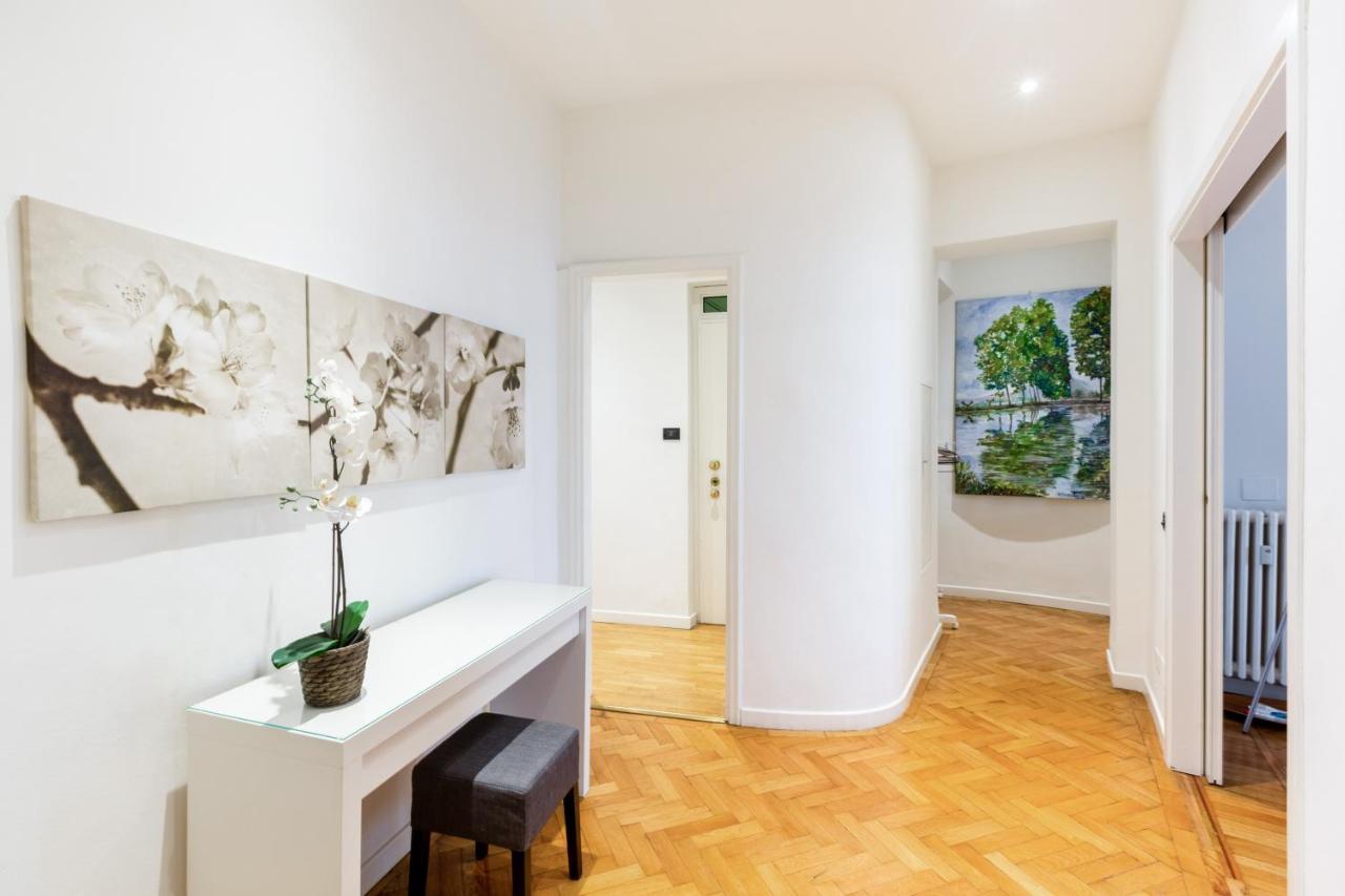 Spacious And Brilliant Apartment In Duomo By Easylife Milano Ngoại thất bức ảnh
