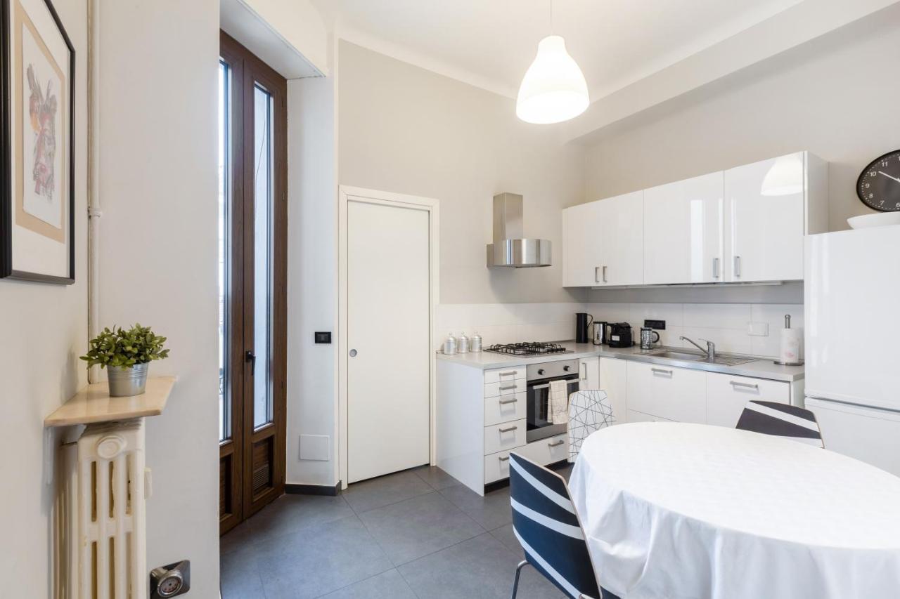 Spacious And Brilliant Apartment In Duomo By Easylife Milano Ngoại thất bức ảnh