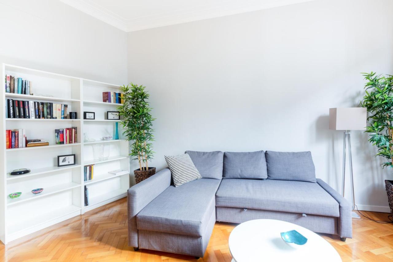Spacious And Brilliant Apartment In Duomo By Easylife Milano Ngoại thất bức ảnh